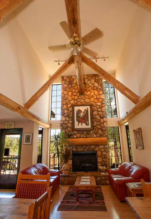 סטימבואט ספרינגס Steamboat Mountain Lodge מראה חיצוני תמונה